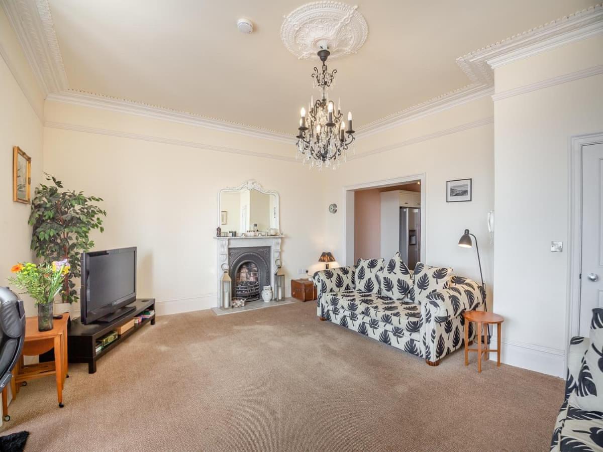 Seaview Westhaven Apartment